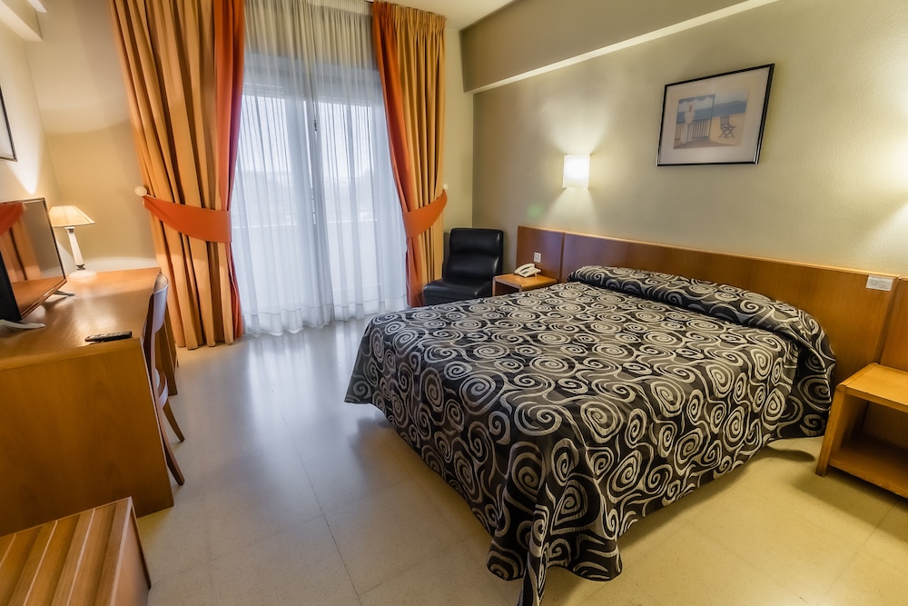 غرفة بسريرين منفصلين، Alhama Hotel 3/5