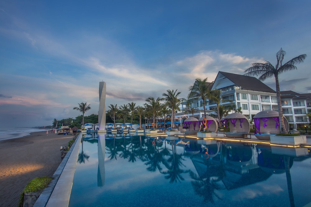 Lv8 Resort Hotel 7/72