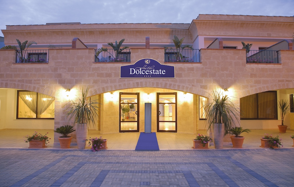 Hotel Dolcestate in CAMPOFELICE DI ROCCELLA