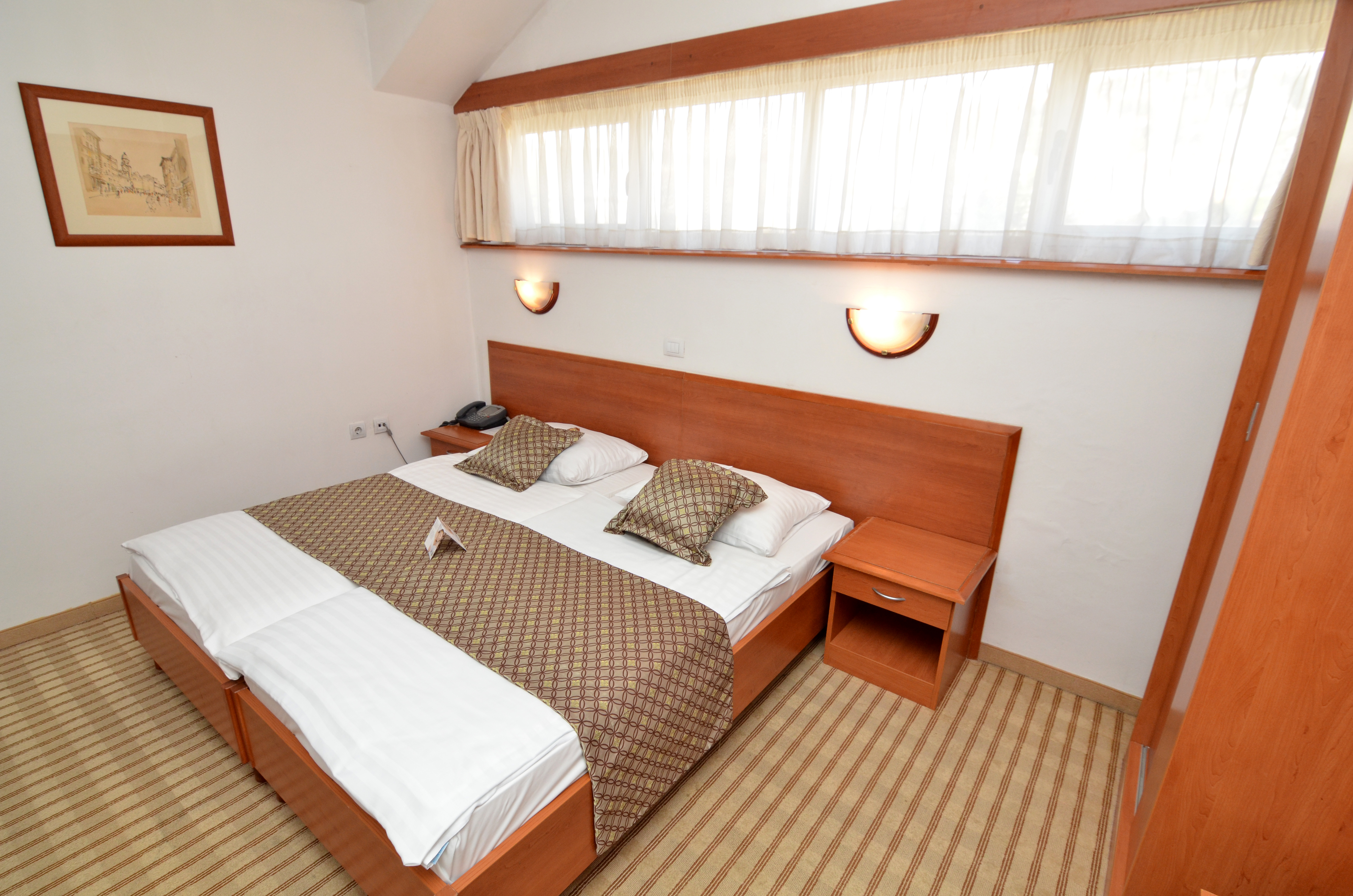 Hotel Neboder 35/62