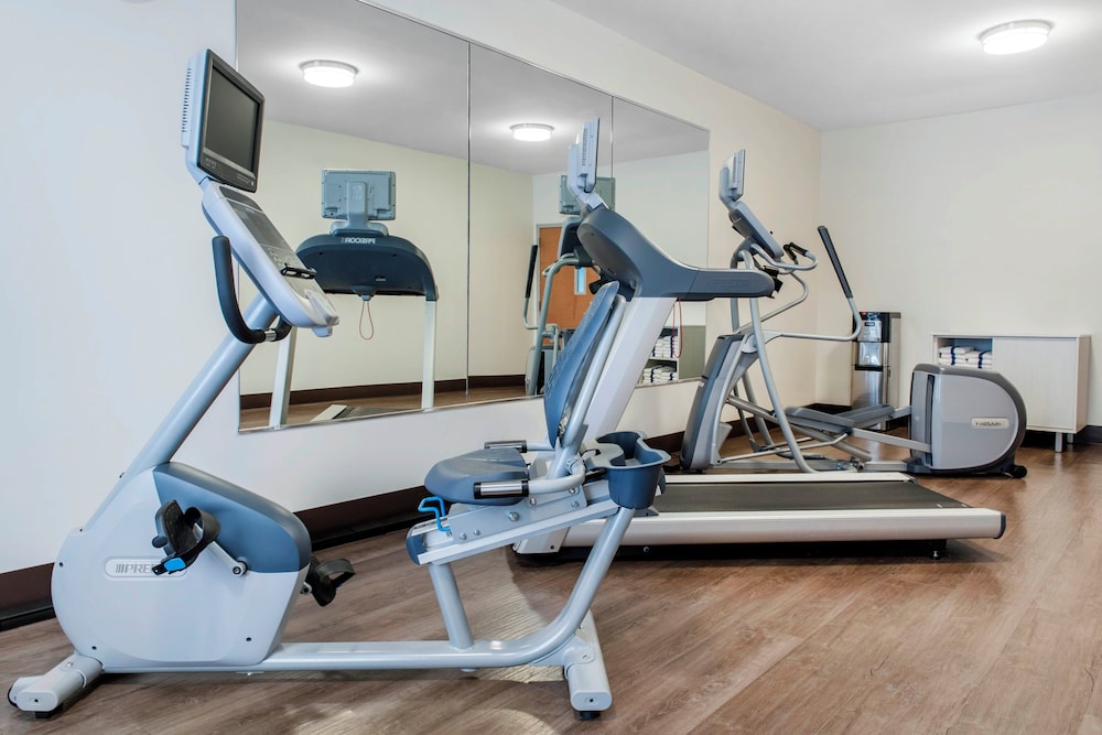 Holiday Inn Express and Suites Harrison an IHG Hotel 22/30