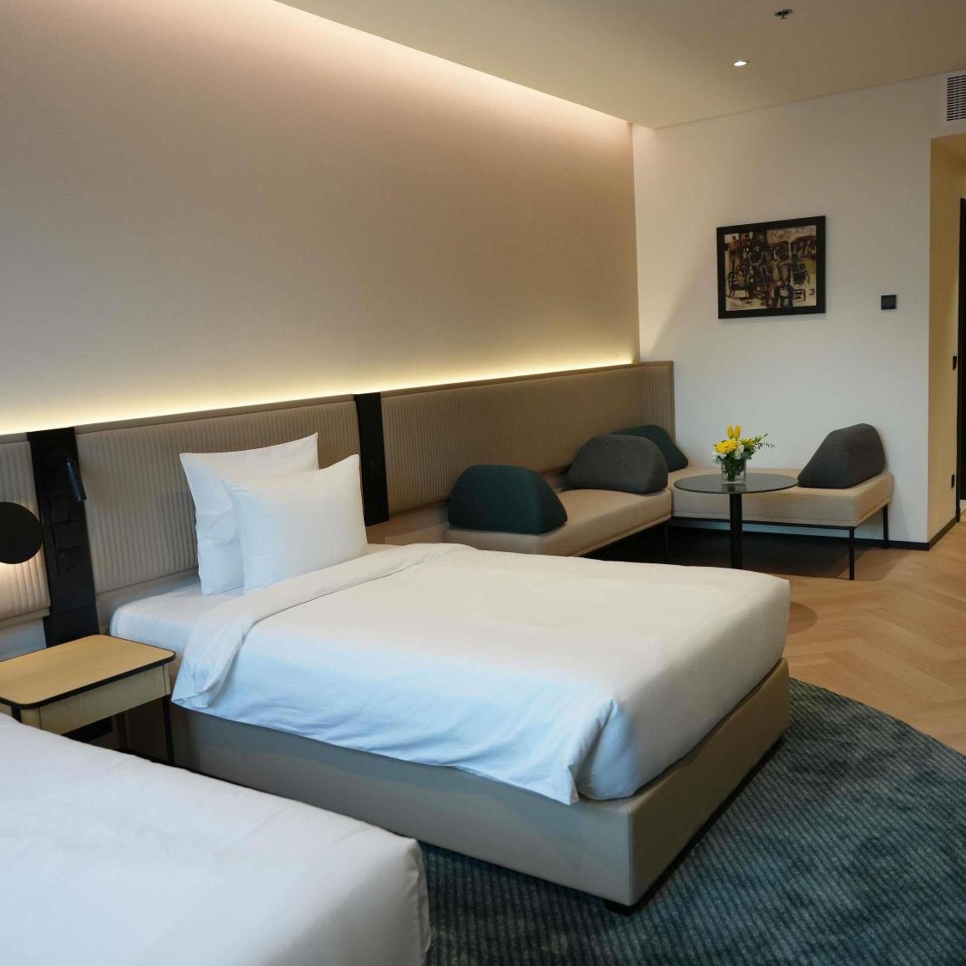 Room, Twin Beds