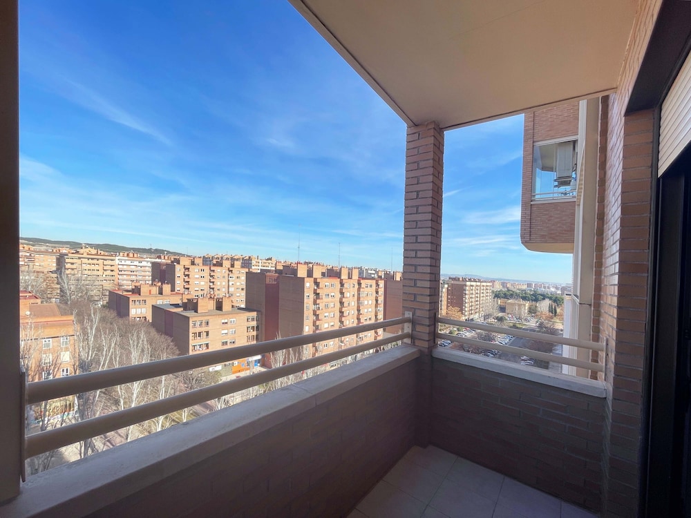 APARTAMENTOS EL PILAR 3000 12/34