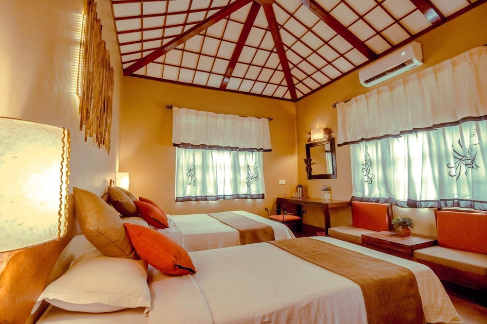 Green Mansions Jungle Resort 14/70