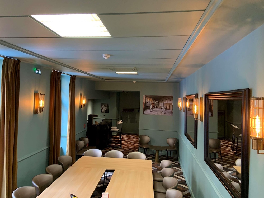 Mercure Montauban 23/53