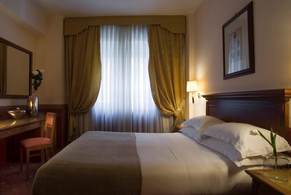 Starhotels Michelangelo Rome 8/48