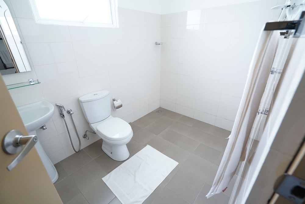 Hotel Oviya 28/28