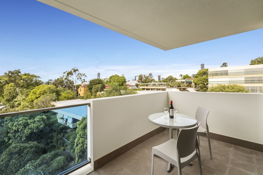 Quest Kelvin Grove 40/56