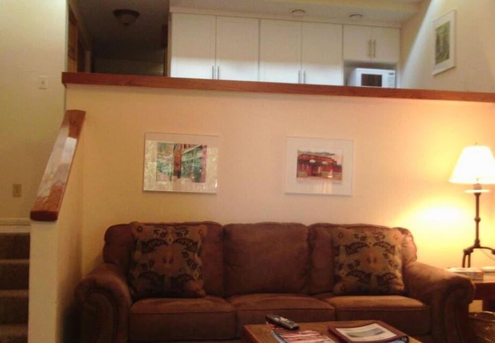 Shadow Mountain Lodge 50/68