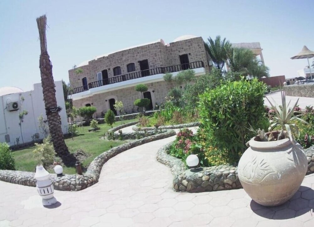 Dolphin Continental Hotel in QUSEIR