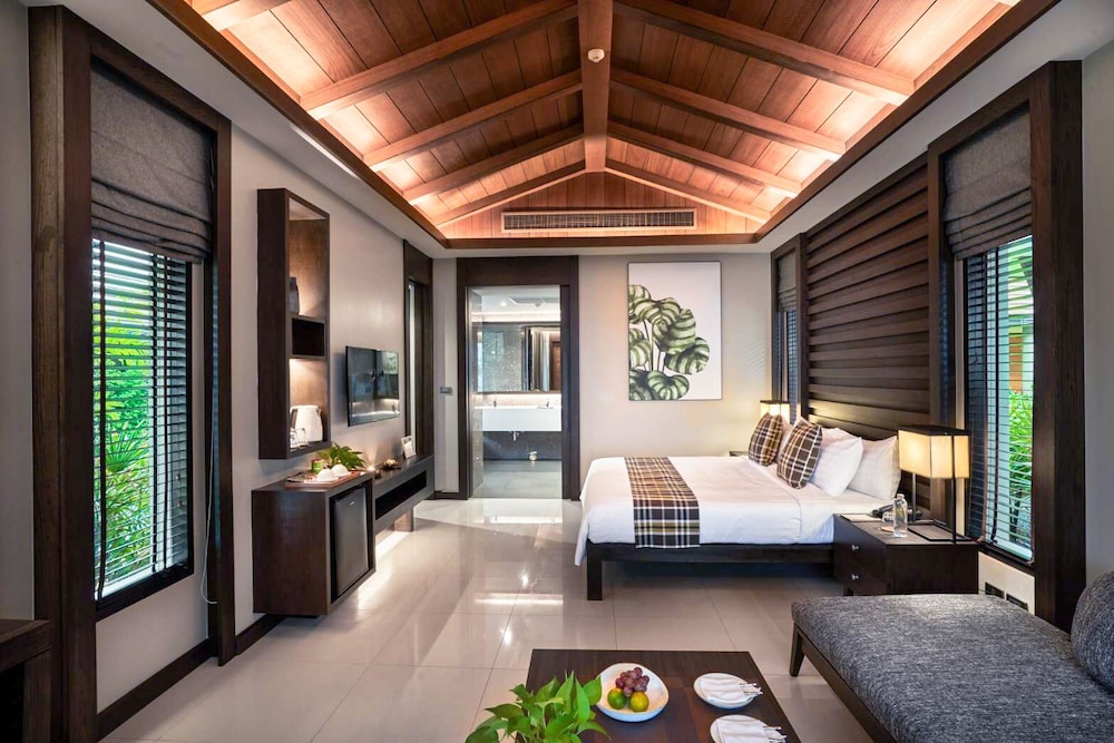 Khanom Beach Resort and Spa 48/68