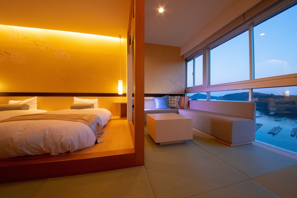Sakura, Twin Beds, Ocean View, Tatami