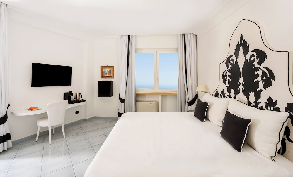 SUITE, SEA VIEW, TERRACE