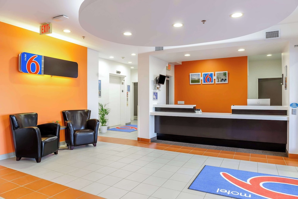 Motel6 Swift Current Sk 6/44