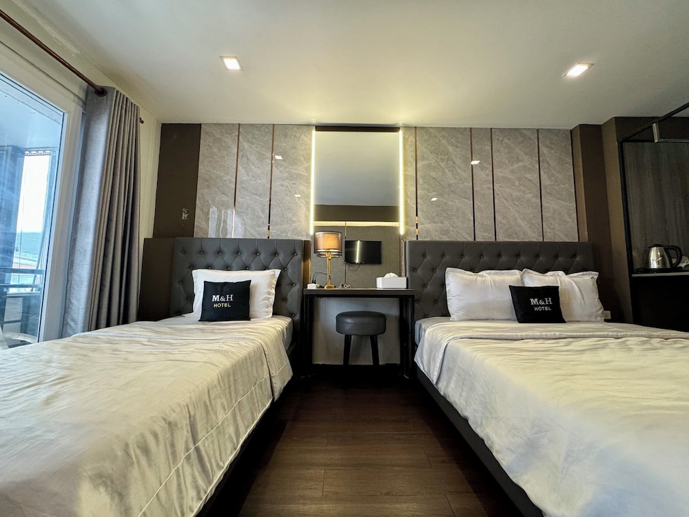 Moc Huong Hotel 19/49
