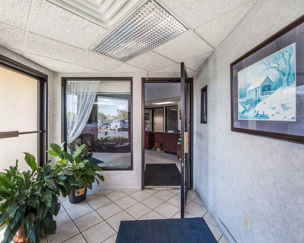 Quality Inn Ashland, KY 43/66
