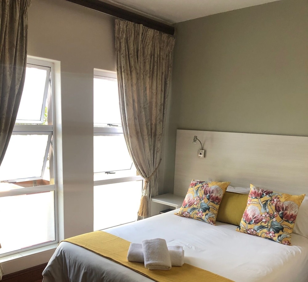 314 on Clark Guest House 14/76