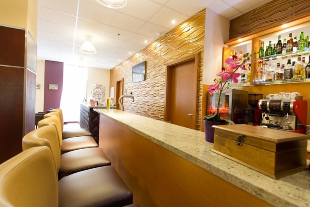 Six Inn Hotel Budapest 5/22