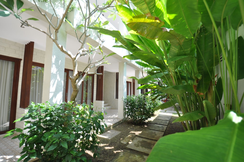 The Lokal Penida 25/32