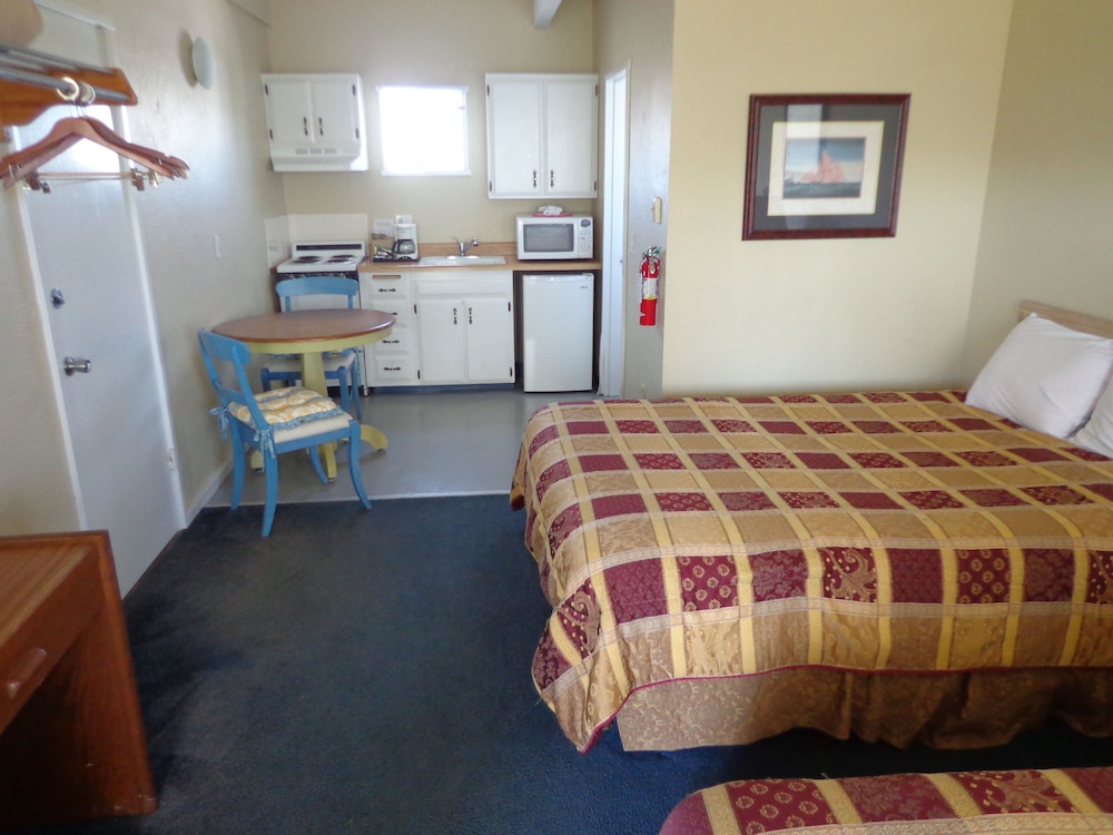 Ocean Shores Inn Suites 26/49