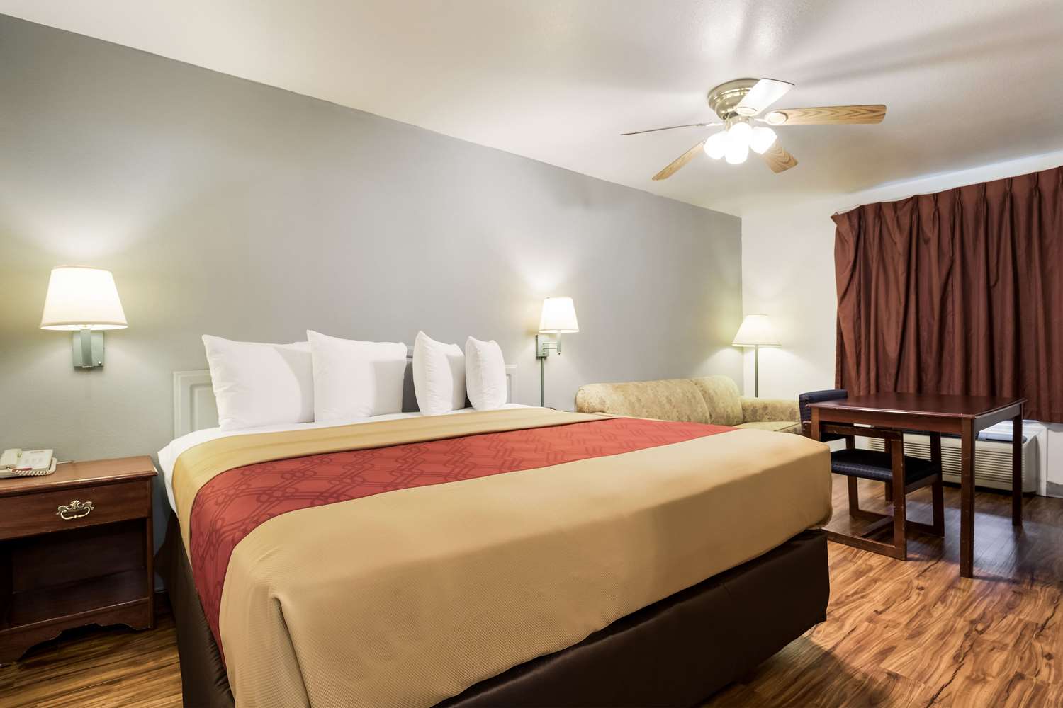 Room, King Bed