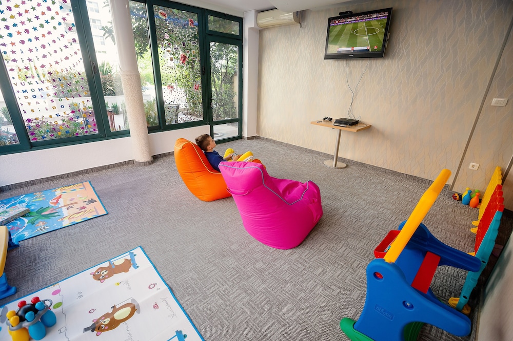 BOUTIQUE HOTEL MOMENTUM by Aycon 171/195