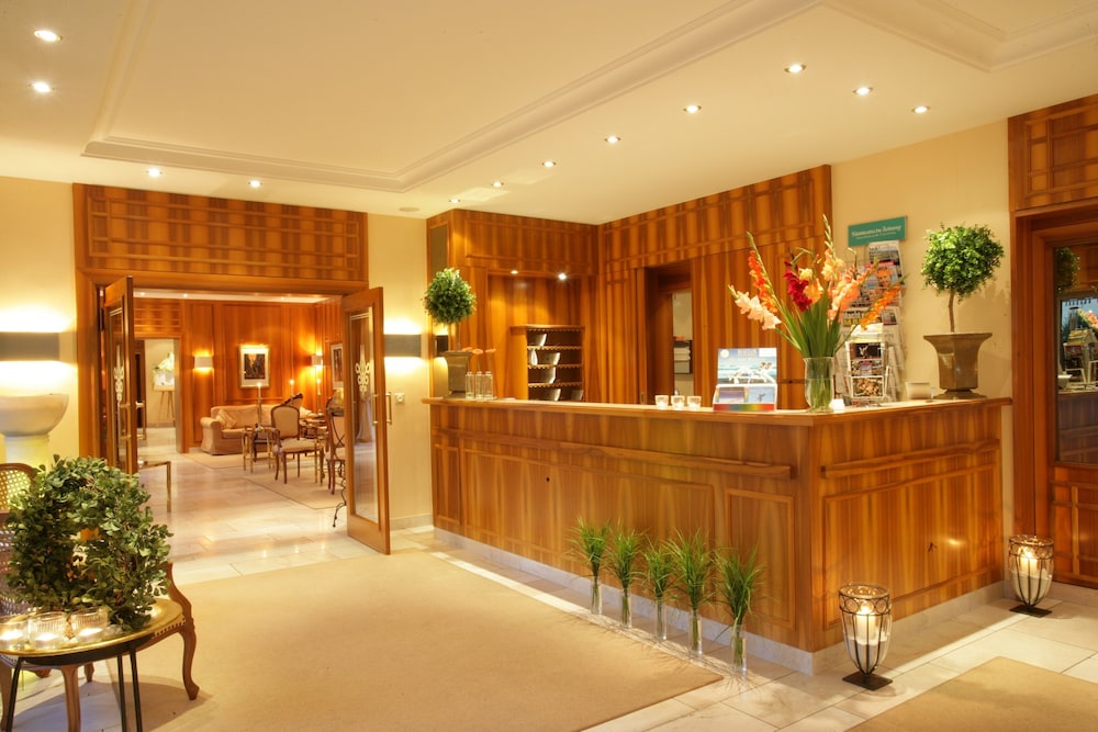 Das Wunsch-Hotel Mürz 6/71