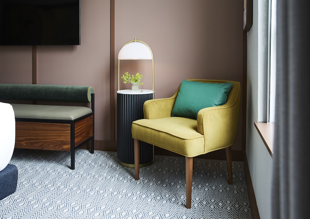 Kimpton Saint George Hotel 54/83
