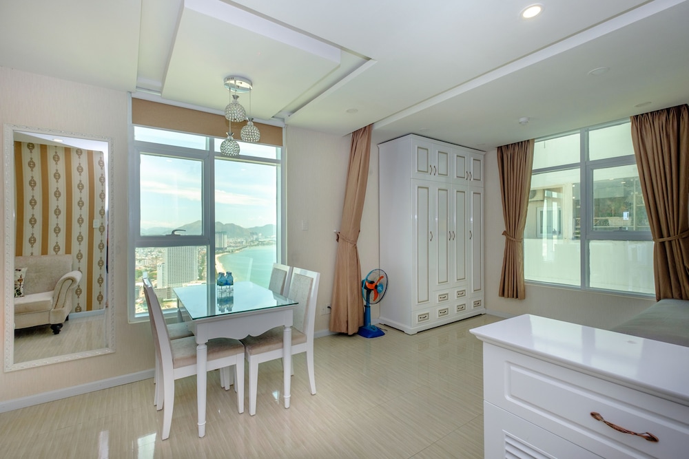 Sunrise Ocean View Apartment 59/77