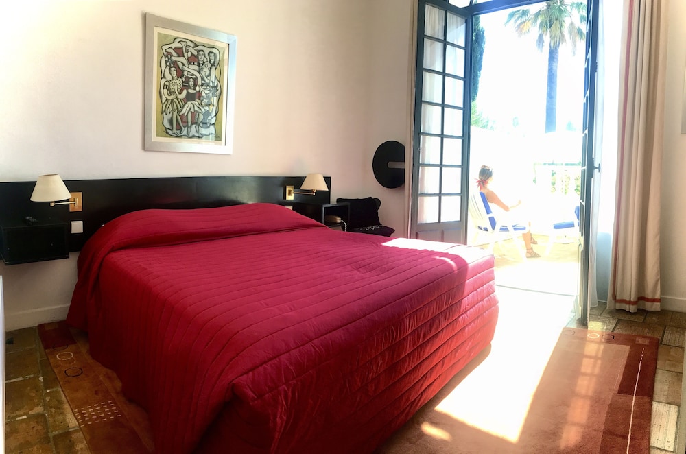 Hôtel Des Mimosas 15/47