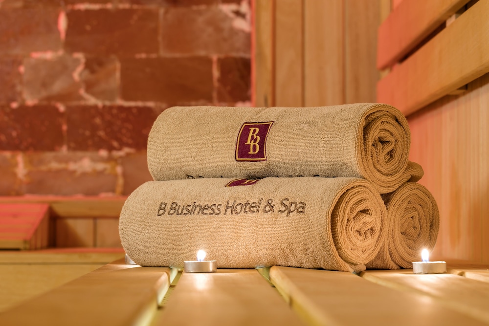 B Business Hotel & Spa 33/53