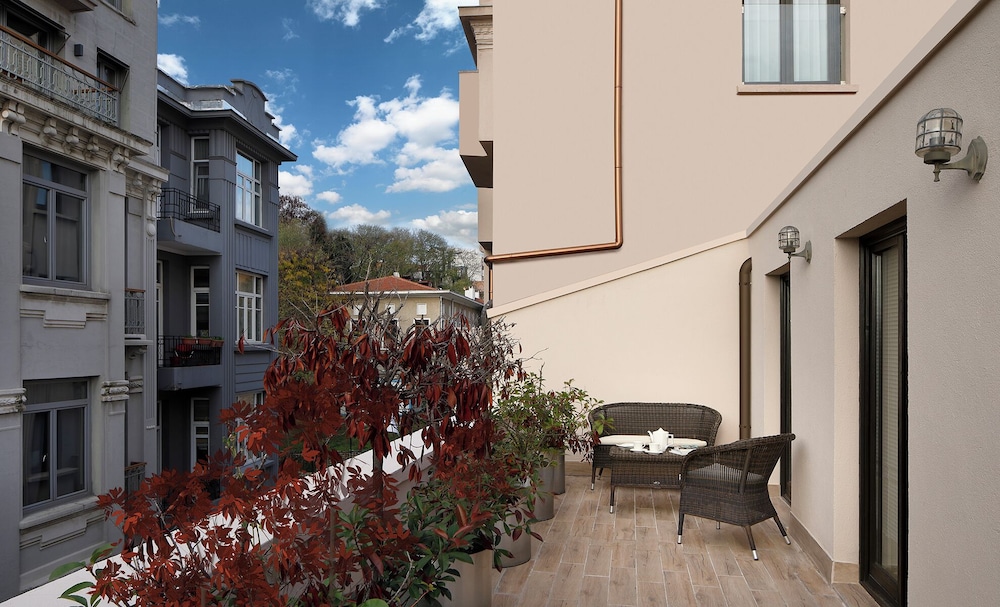 Galateia Residence 41/50