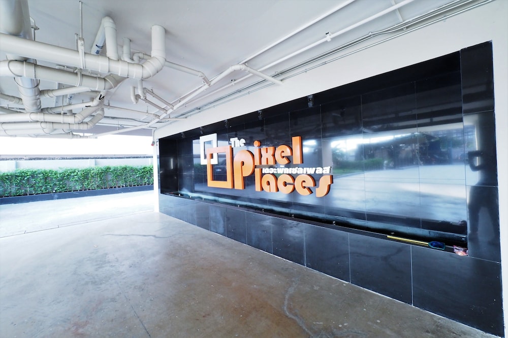 The Pixel Places 10/25