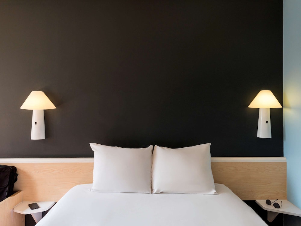 Ibis Guadalajara Expo 22/50