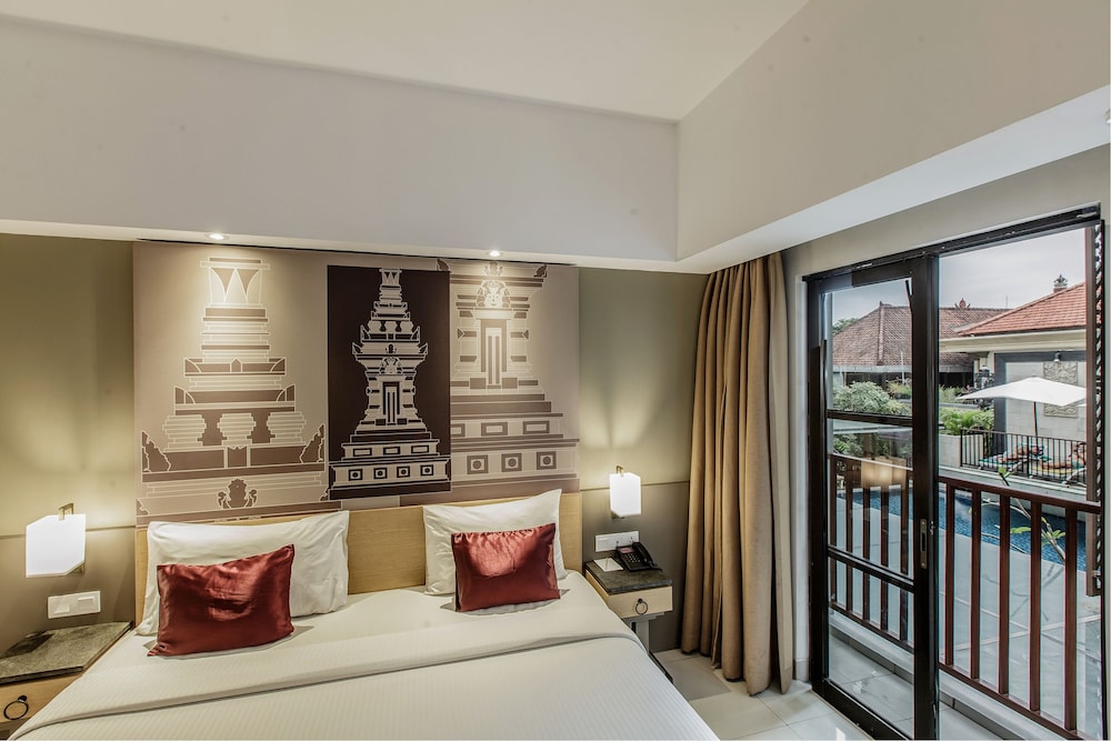 Horison Seminyak 48/77