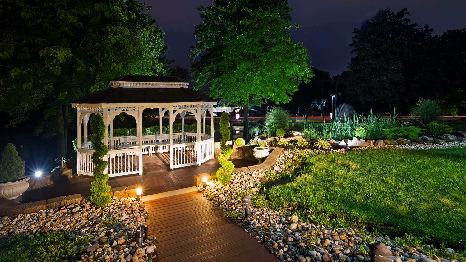 Best Western Plus Concordville Hotel 54/54