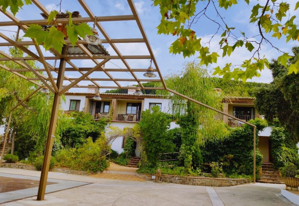 Hotel Rural Puerto Magina 62/72