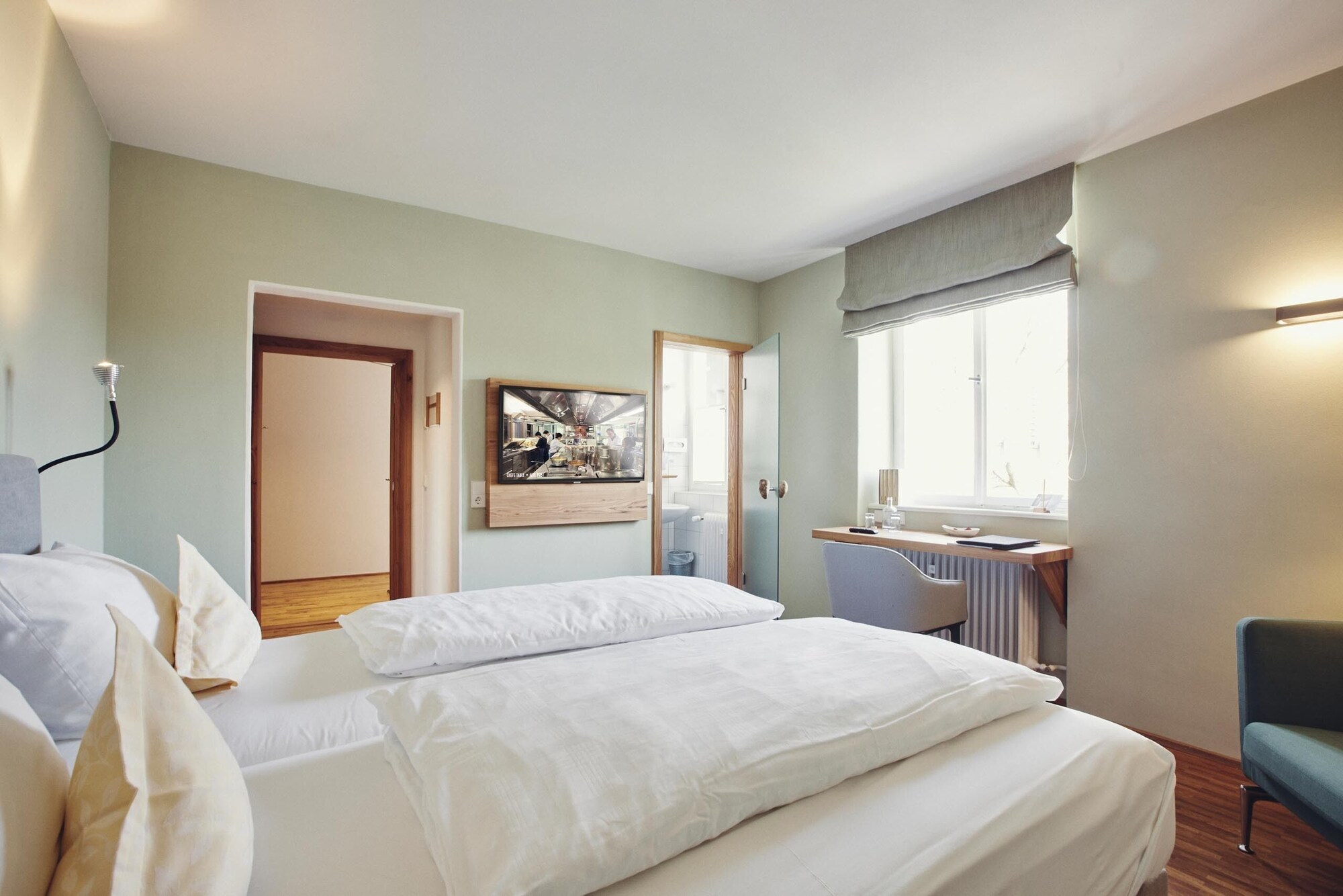 1 BEDROOM, DESIGN, DOUBLE BED