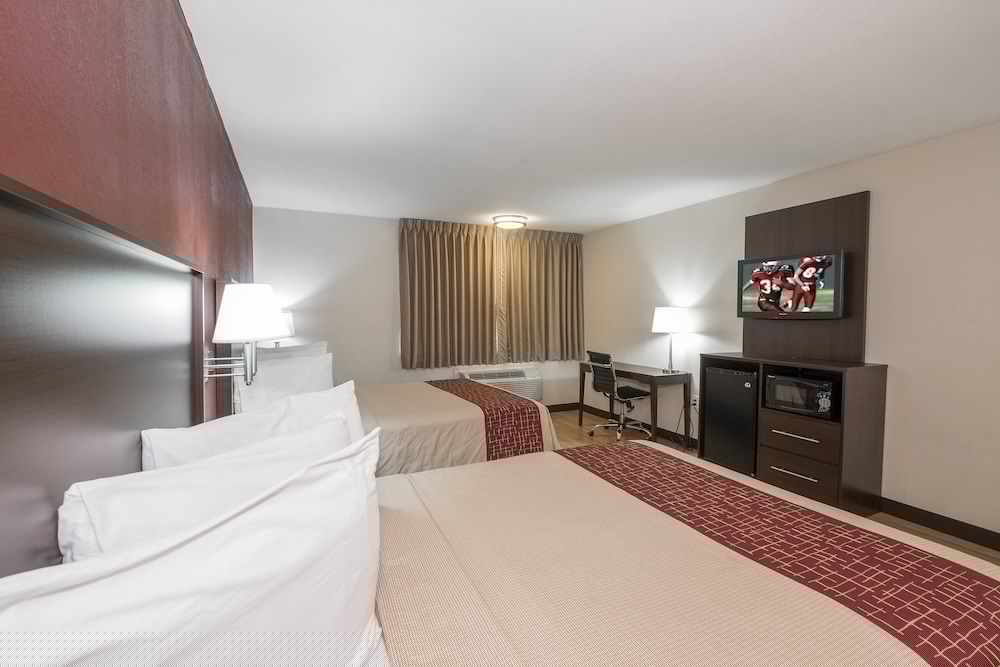 Red Roof Inn Plus Poughkeepsie 9/26