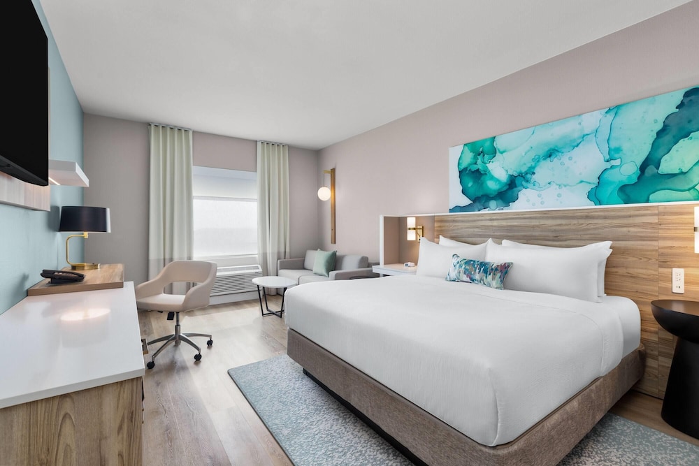 Junior Suite, King Bed