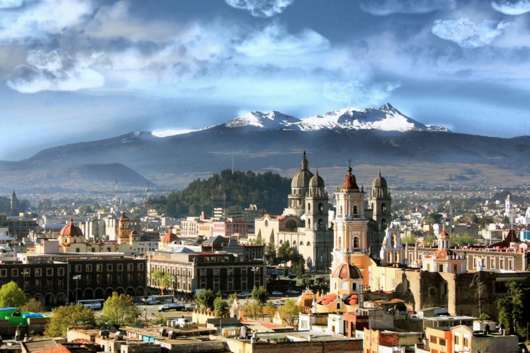 Crowne Plaza Toluca-Lancaster 75/78
