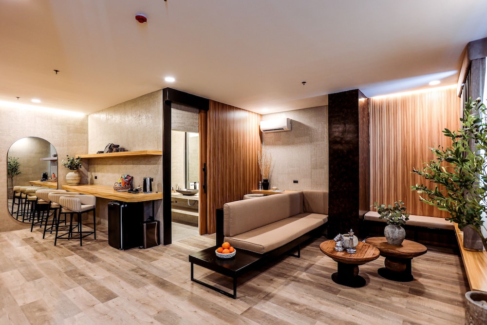 Azzurro Hotel 32/48