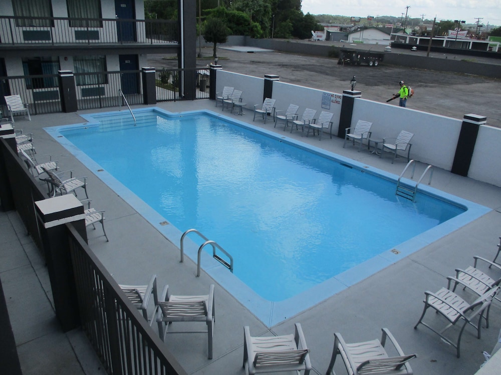 Motel6 Chattanooga, TN - Airport 45/47