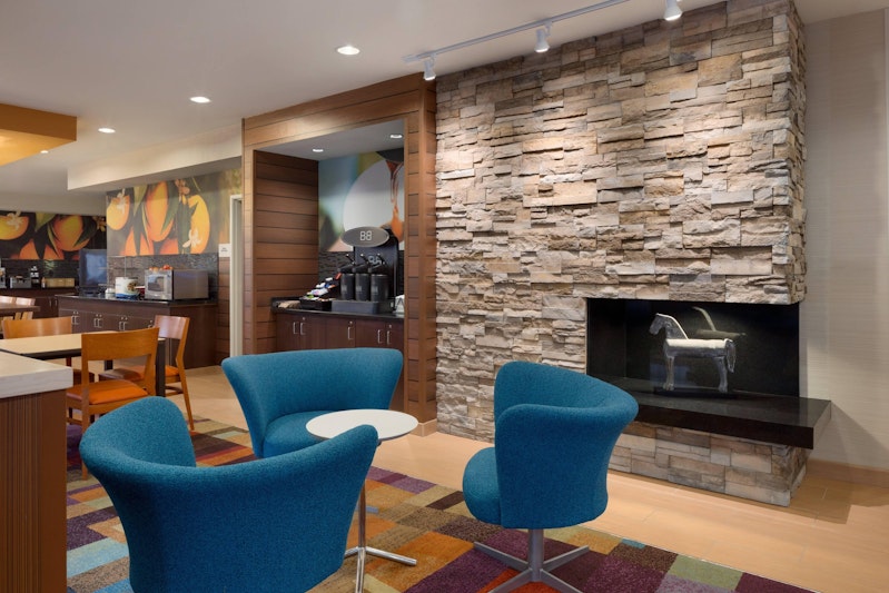 Fairfield Inn & Suites Youngstown Boardman Poland 28/35
