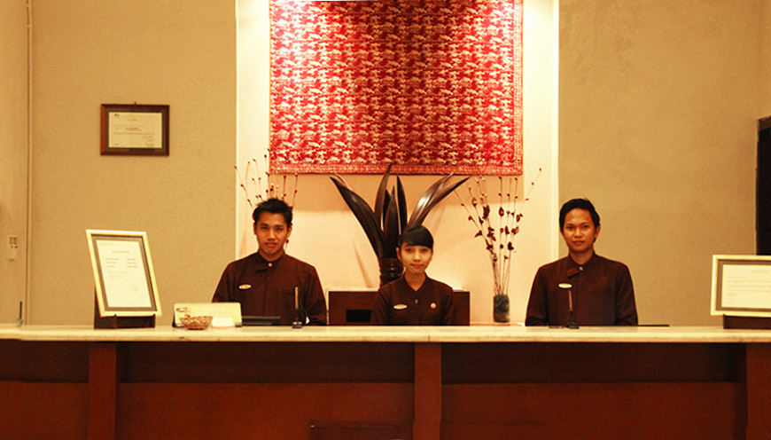 Abadi Hotel Sarolangun 1/5