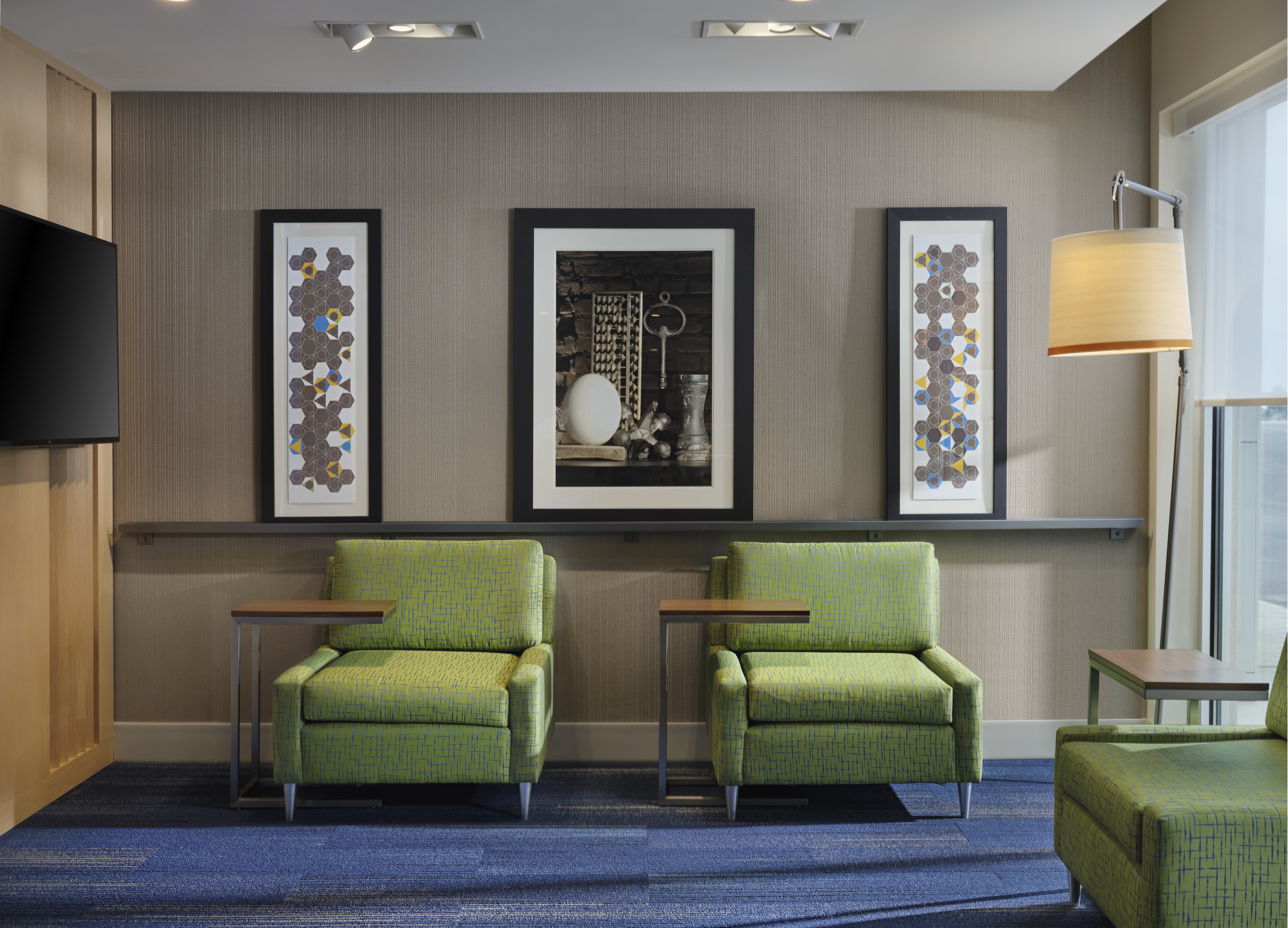 Holiday Inn Express And Suites Lockport 30/48