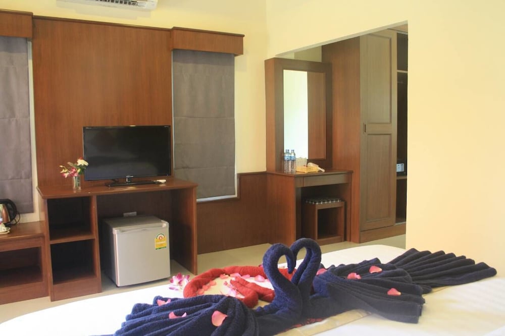 Tamarind Twin Resort 37/49
