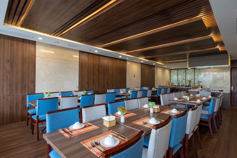 Kova Diamond Hotel Da Nang 54/62