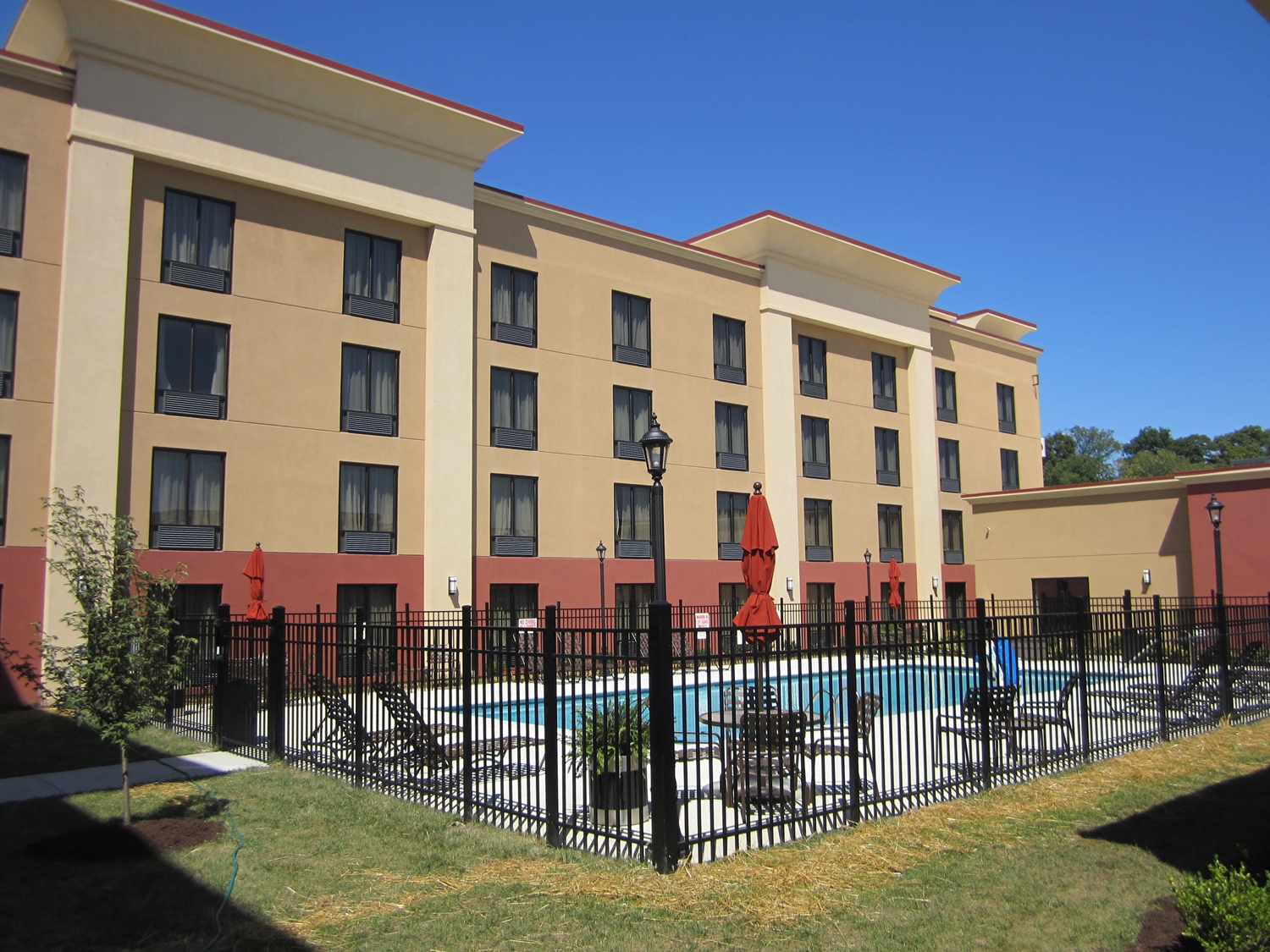 Best Western Plus Sunrise Inn 6/33