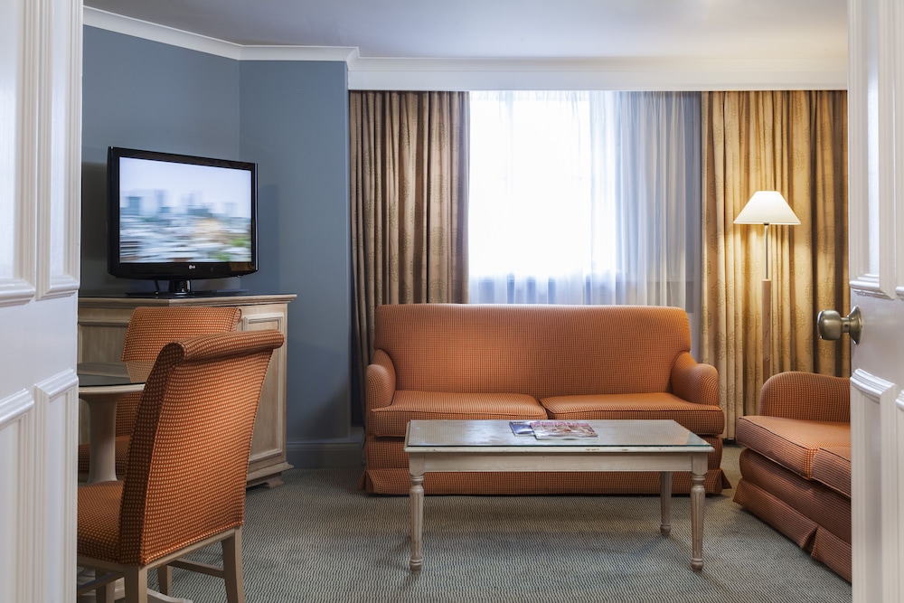 Holiday Inn London Sutton 44/73